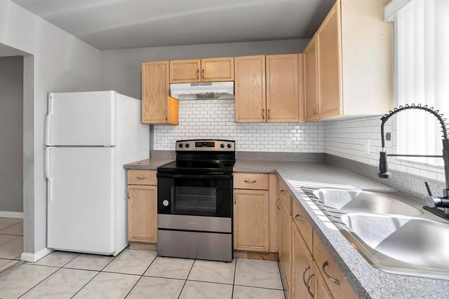 915 S N Street, Lake Worth Beach, FL 33460