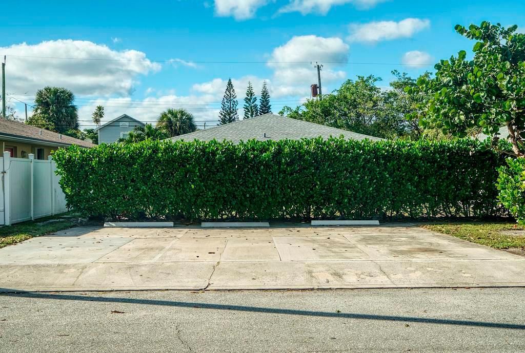 915 S N Street, Lake Worth Beach, FL 33460