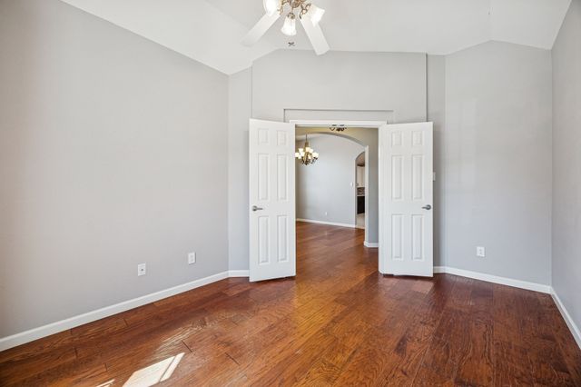 3156 Guadaloupe, Grand Prairie, TX 75054