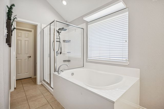 3156 Guadaloupe, Grand Prairie, TX 75054