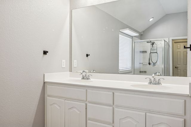 3156 Guadaloupe, Grand Prairie, TX 75054