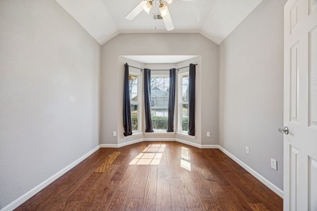 3156 Guadaloupe, Grand Prairie, TX 75054