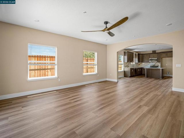 4528 Austin St, Sacramento, CA 95838