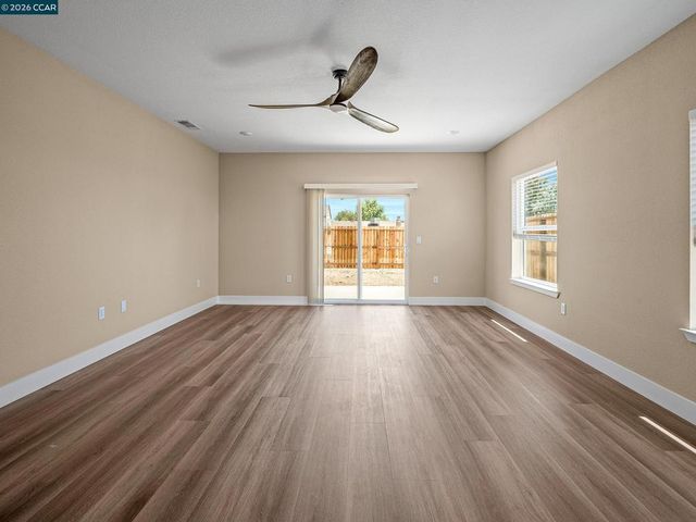 4528 Austin St, Sacramento, CA 95838