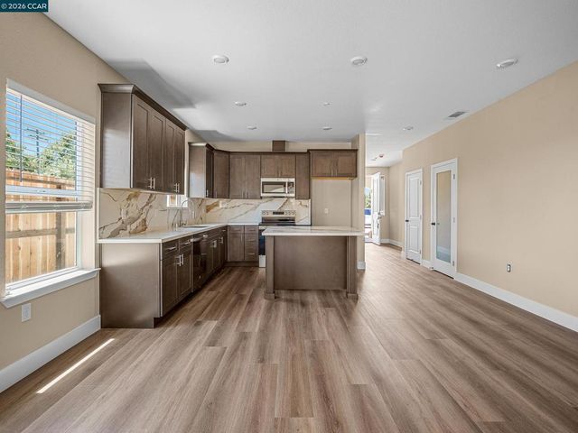4528 Austin St, Sacramento, CA 95838
