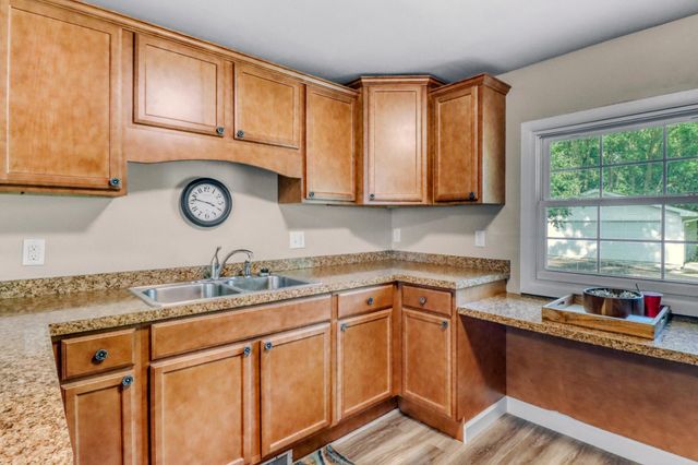 1104 W Lake Drive 5, Detroit Lakes, MN 56501