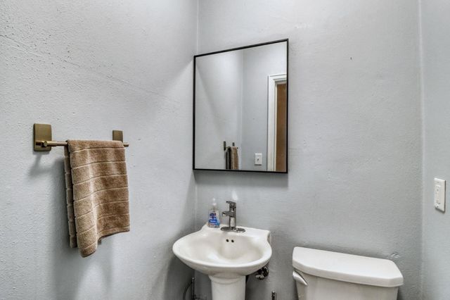 1104 W Lake Drive 5, Detroit Lakes, MN 56501