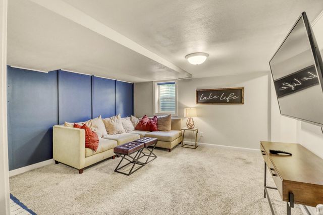 1104 W Lake Drive 5, Detroit Lakes, MN 56501