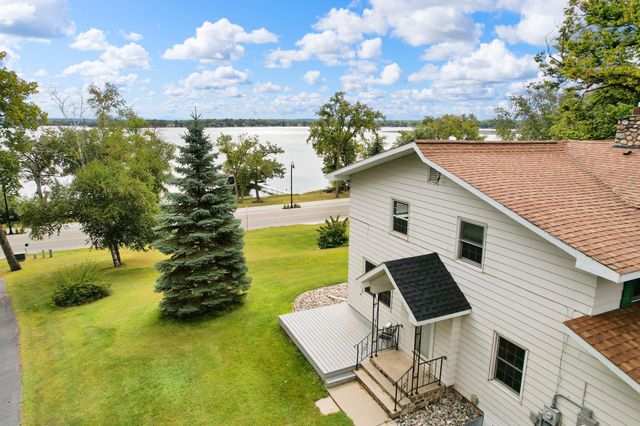 1104 W Lake Drive 5, Detroit Lakes, MN 56501