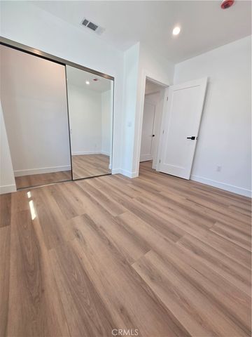 906 Estelle Avenue, Glendale, CA 91202