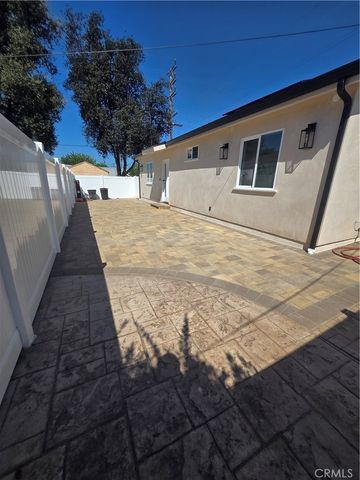 906 Estelle Avenue, Glendale, CA 91202