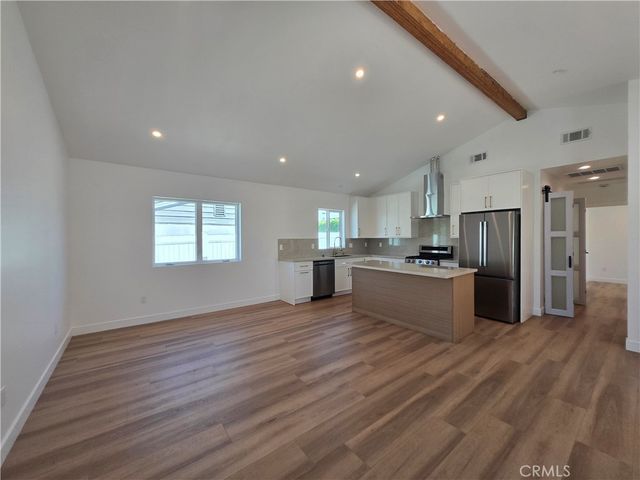 906 Estelle Avenue, Glendale, CA 91202