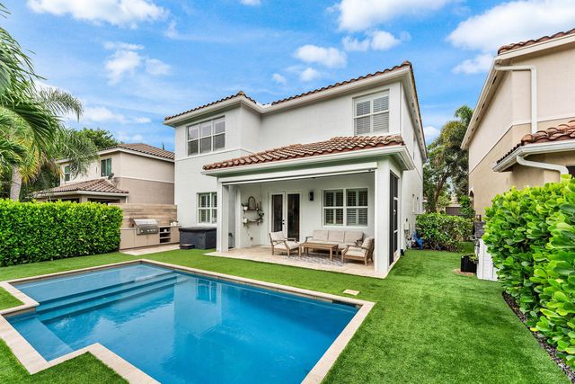 8421 CALABRIA LAKES Drive, Boynton Beach, FL 33473