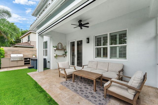 8421 CALABRIA LAKES Drive, Boynton Beach, FL 33473