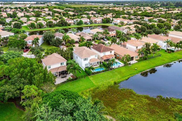 8421 CALABRIA LAKES Drive, Boynton Beach, FL 33473