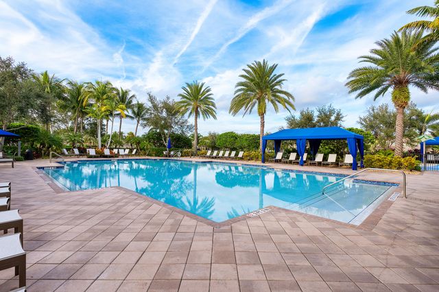 8421 CALABRIA LAKES Drive, Boynton Beach, FL 33473
