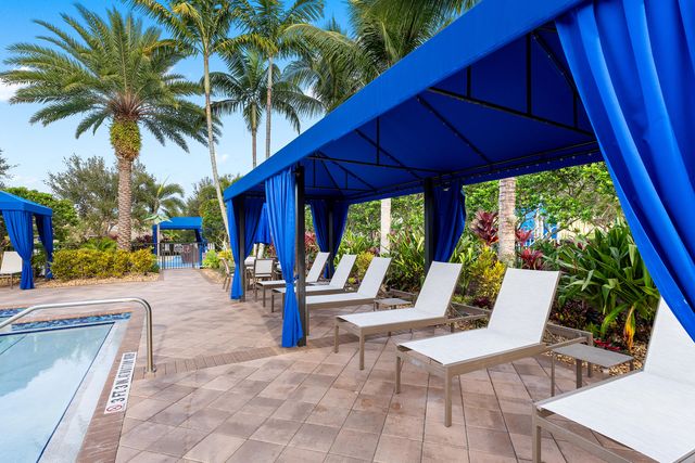 8421 CALABRIA LAKES Drive, Boynton Beach, FL 33473