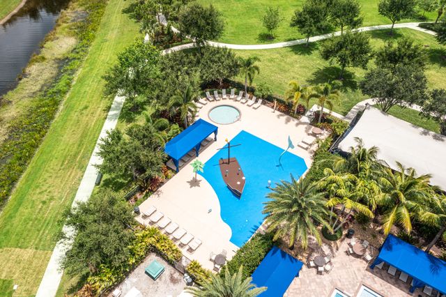 8421 CALABRIA LAKES Drive, Boynton Beach, FL 33473