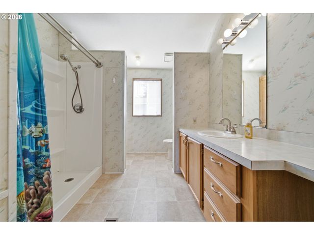 21201 Ne 58TH St 46, Vancouver, WA 98682