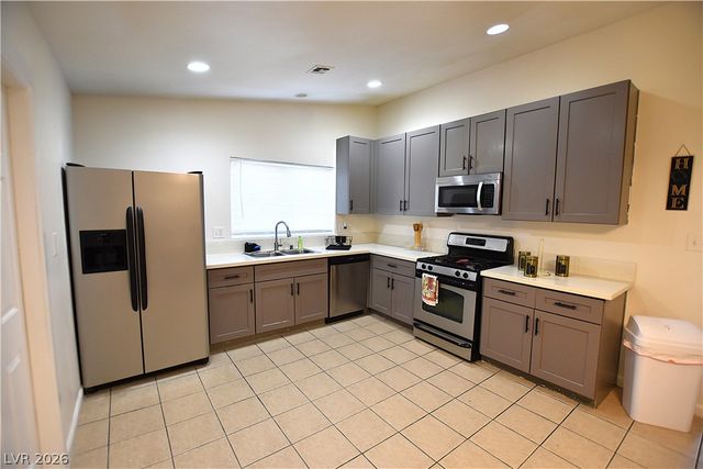 4120 East Cincinnati Avenue, Las Vegas, NV 89104
