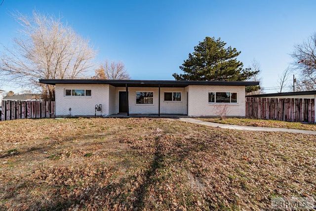 165 Horrocks Drive, Blackfoot, ID 83221