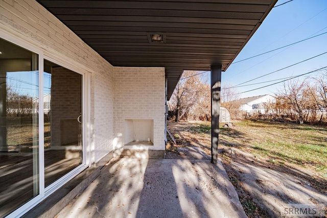 165 Horrocks Drive, Blackfoot, ID 83221