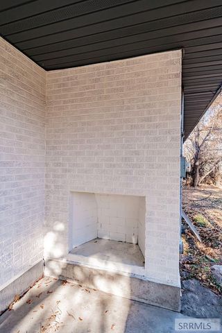 165 Horrocks Drive, Blackfoot, ID 83221