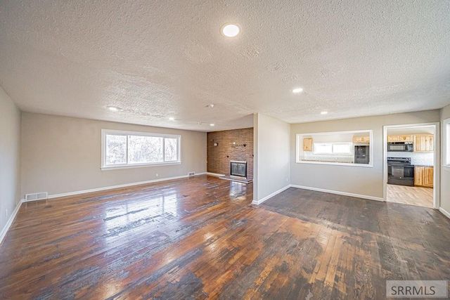 165 Horrocks Drive, Blackfoot, ID 83221