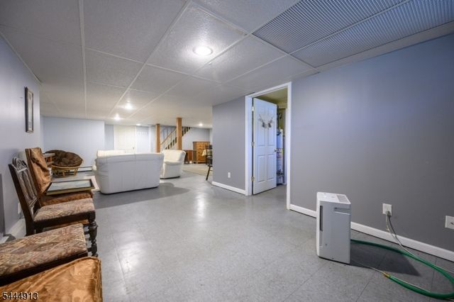 341 Saint Johns Pl, Bound Brook Boro, NJ 08805