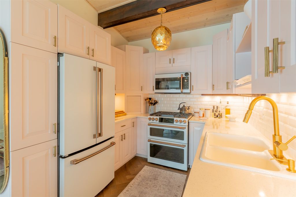 1130 Birch Point Drive B, Whitefish, MT 59937 photo 5