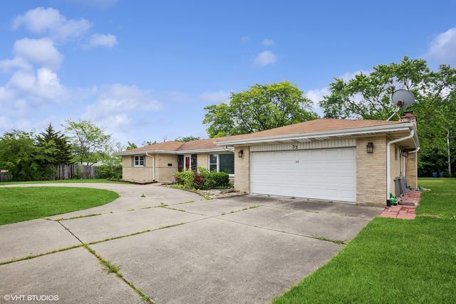 33 W Wise Road, Schaumburg, IL 60193