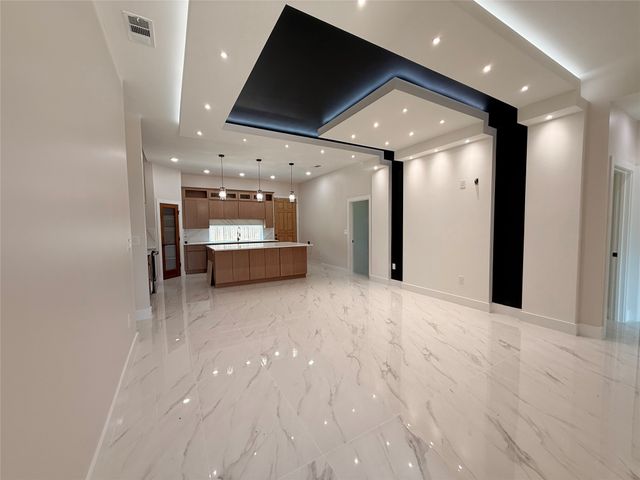 2815 Pall Mall Avenue, Dallas, TX 75241