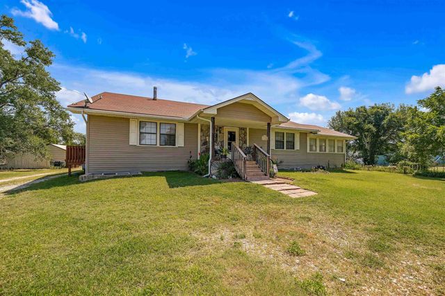 5728 S Seneca St, Wichita, KS 67217