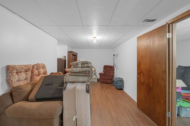 5728 S Seneca St, Wichita, KS 67217