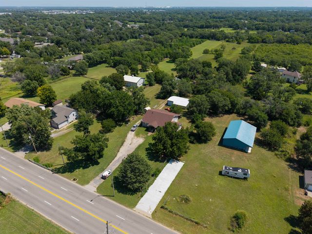 5728 S Seneca St, Wichita, KS 67217