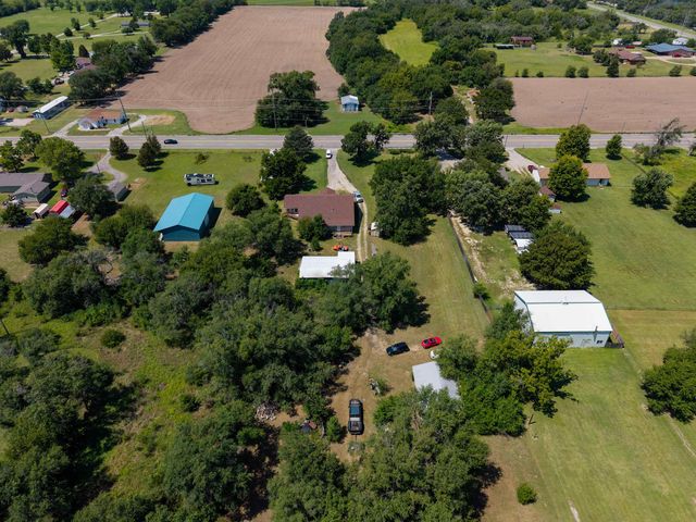 5728 S Seneca St, Wichita, KS 67217