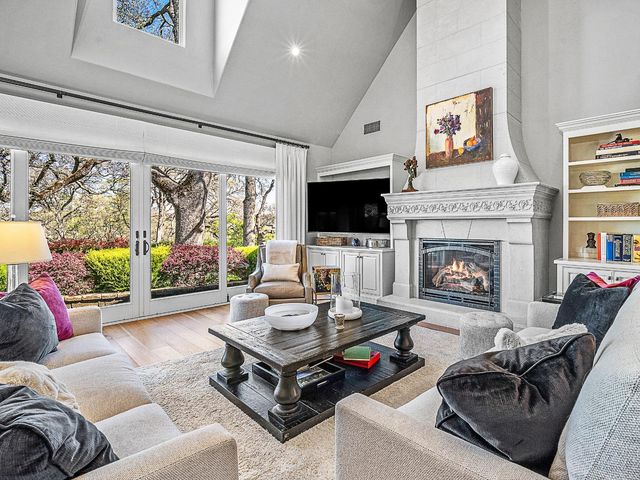 5443 Sur Mer Dr, El Dorado Hills, CA 95762