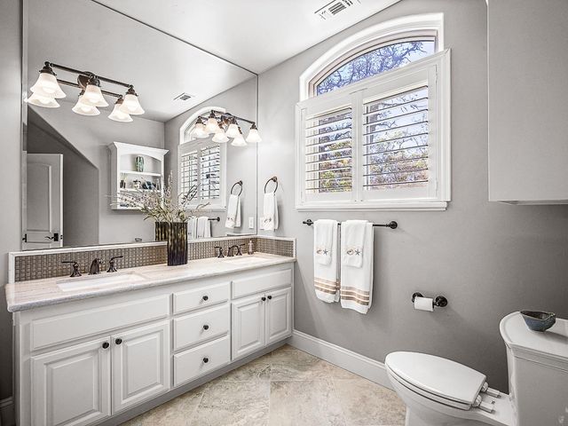 5443 Sur Mer Dr, El Dorado Hills, CA 95762