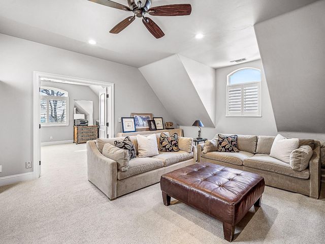 5443 Sur Mer Dr, El Dorado Hills, CA 95762