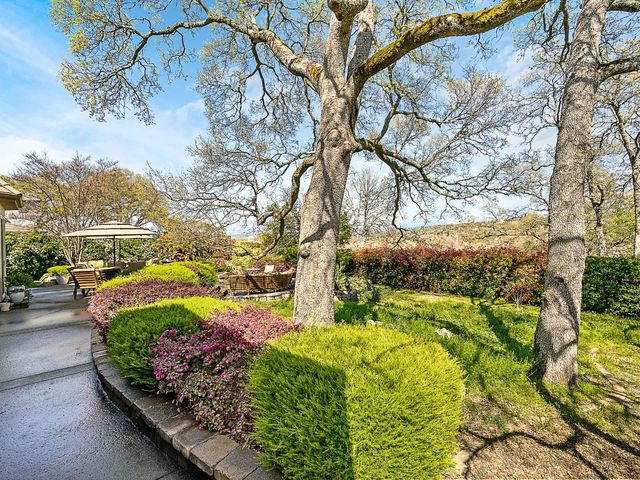 5443 Sur Mer Dr, El Dorado Hills, CA 95762