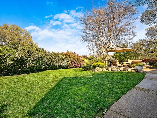 5443 Sur Mer Dr, El Dorado Hills, CA 95762