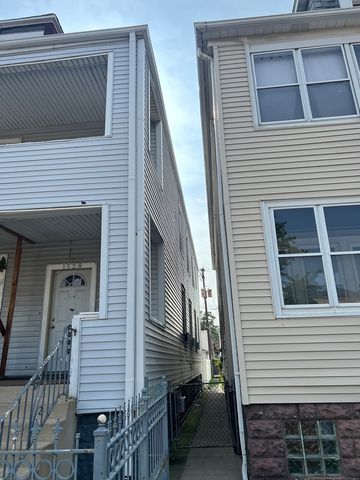 1528 S 50th Avenue, Cicero, IL 60804