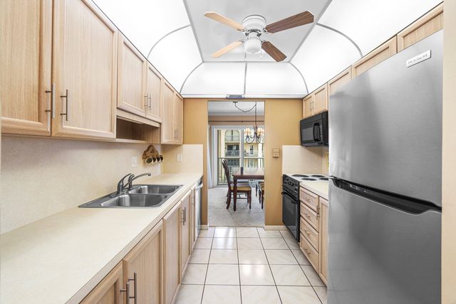 1111 S Ocean Boulevard 413, Boca Raton, FL 33432