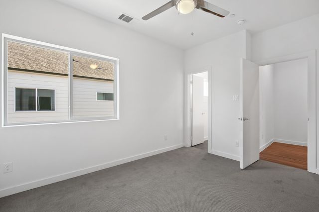 4713 Bryan Street 504, Dallas, TX 75204