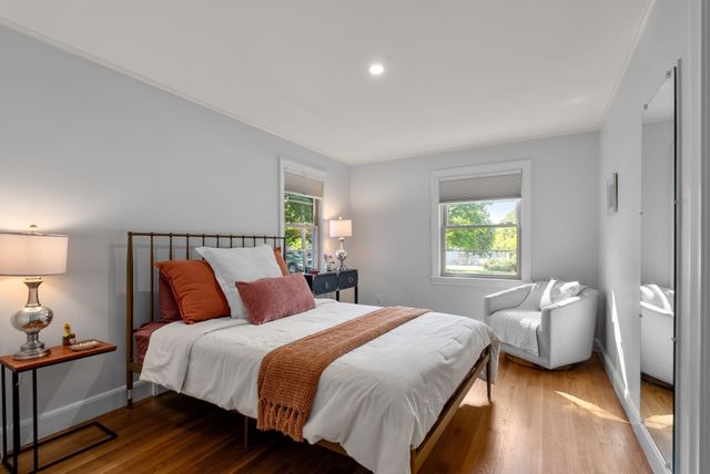 253 Pond St, Winchester, MA 01890