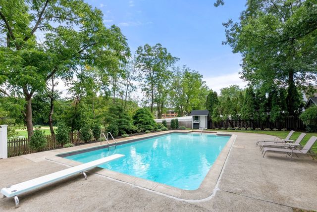 253 Pond St, Winchester, MA 01890