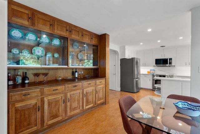 253 Pond St, Winchester, MA 01890