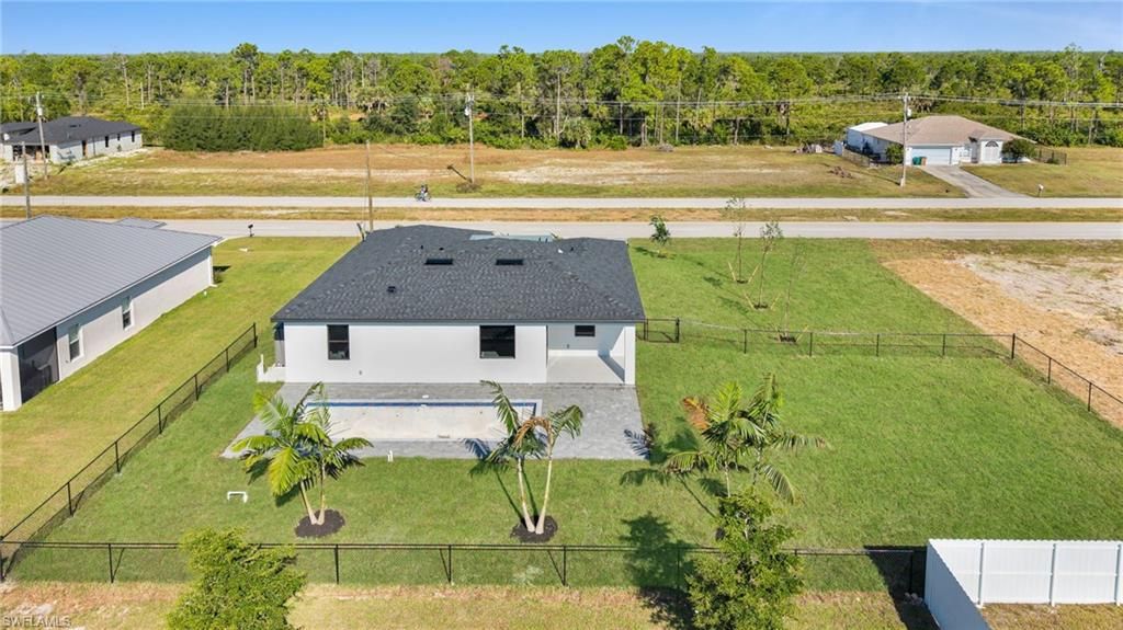 Image 36 of property listing at 510 Wilmington PKWY, Cape Coral, FL 33993
