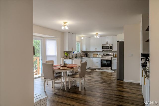 606 Spring Meadow Drive, Wentzville, MO 63385