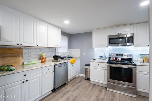 41 Brunswick Avenue, Troy, NY 12180